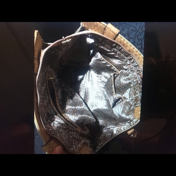 Gold purse - Picture 3 of 3